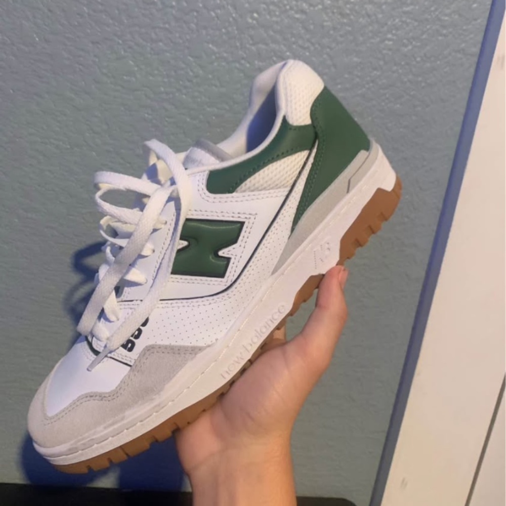 Size 9.5 nb 550